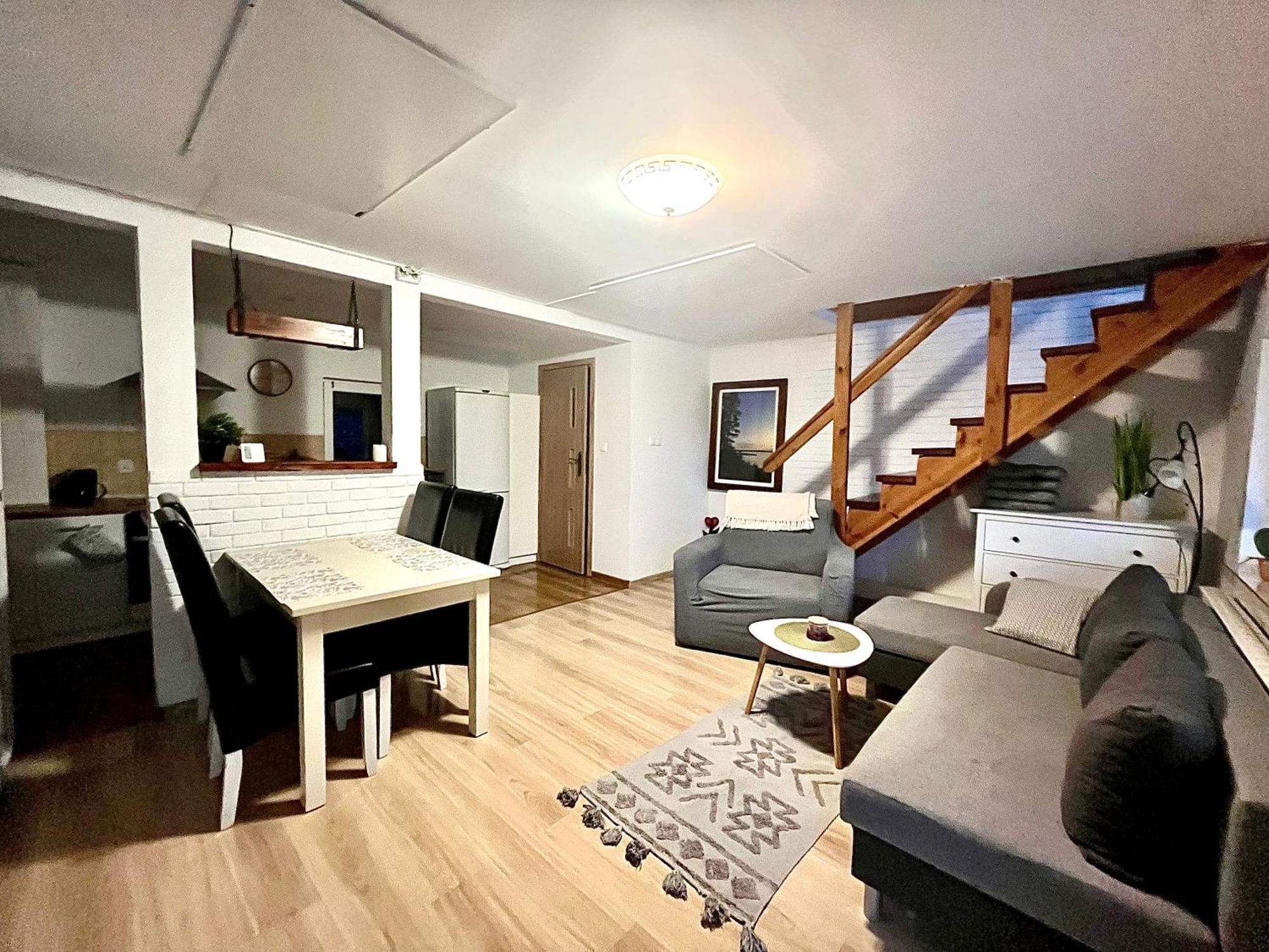 Dom Pod Swierkiem Holiday home *